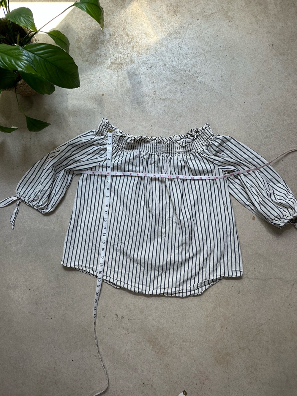 Kensie Off Shoulder Striped Blouse White Blue Tie Sleeve Women’s L 100% cotton - Picture 8 of 9